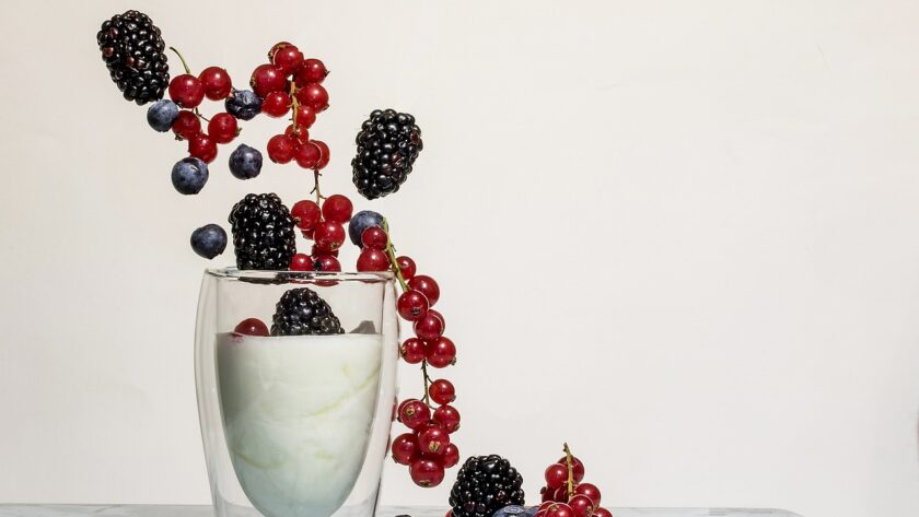 yogurt, fruit, blackberries